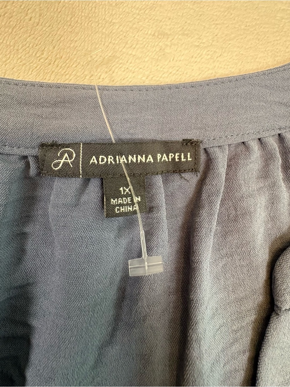 Adrianna Papell 1X Blue Flutter Sleeve Split Neck Blouse Crinkle Polyester Top - Picture 9 of 15